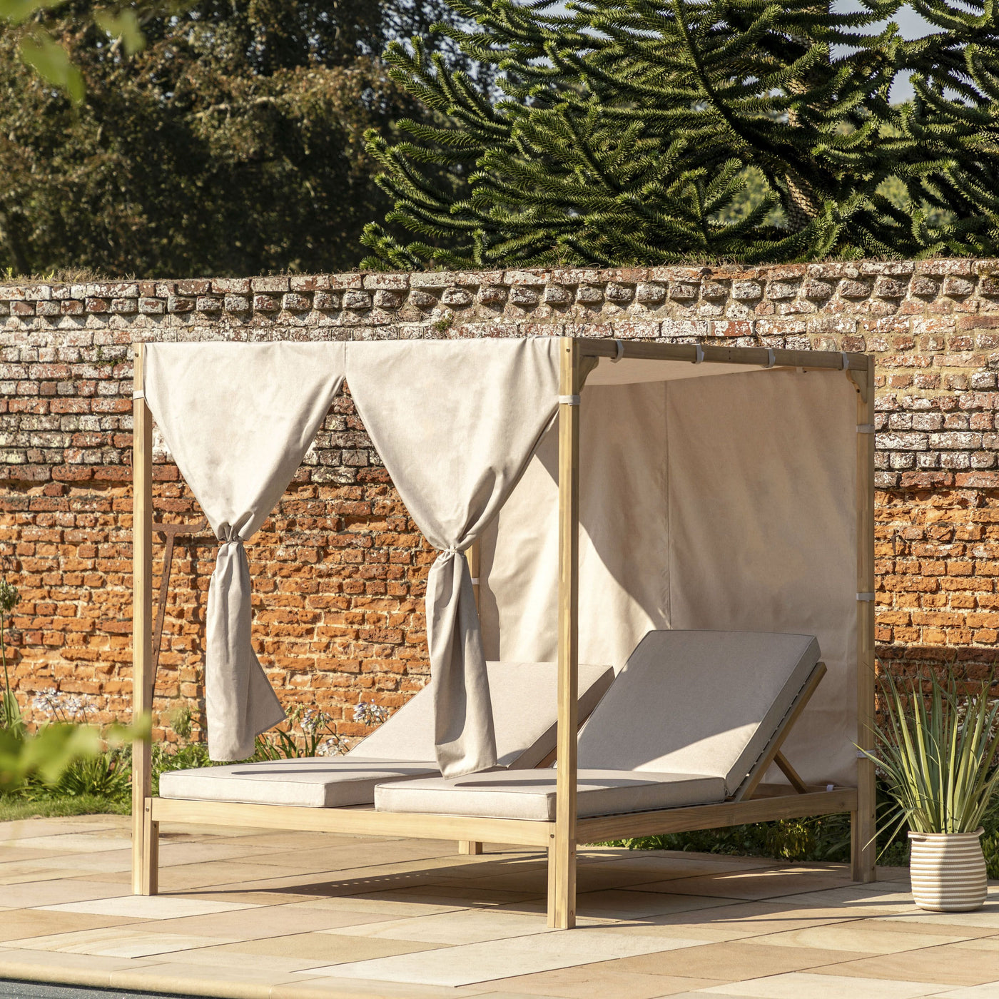 Ammos Double Daybed