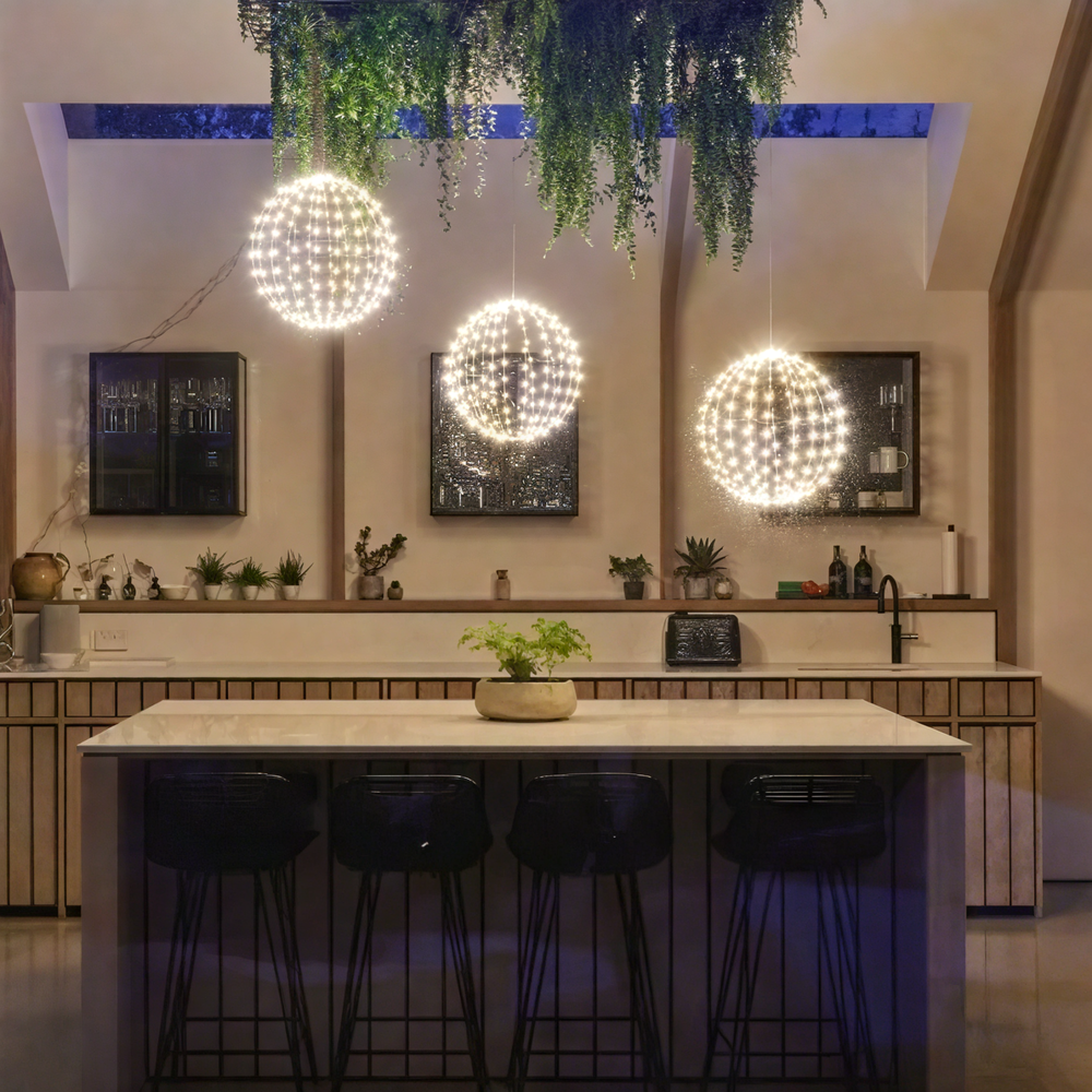 x3 Sphere Light Silver