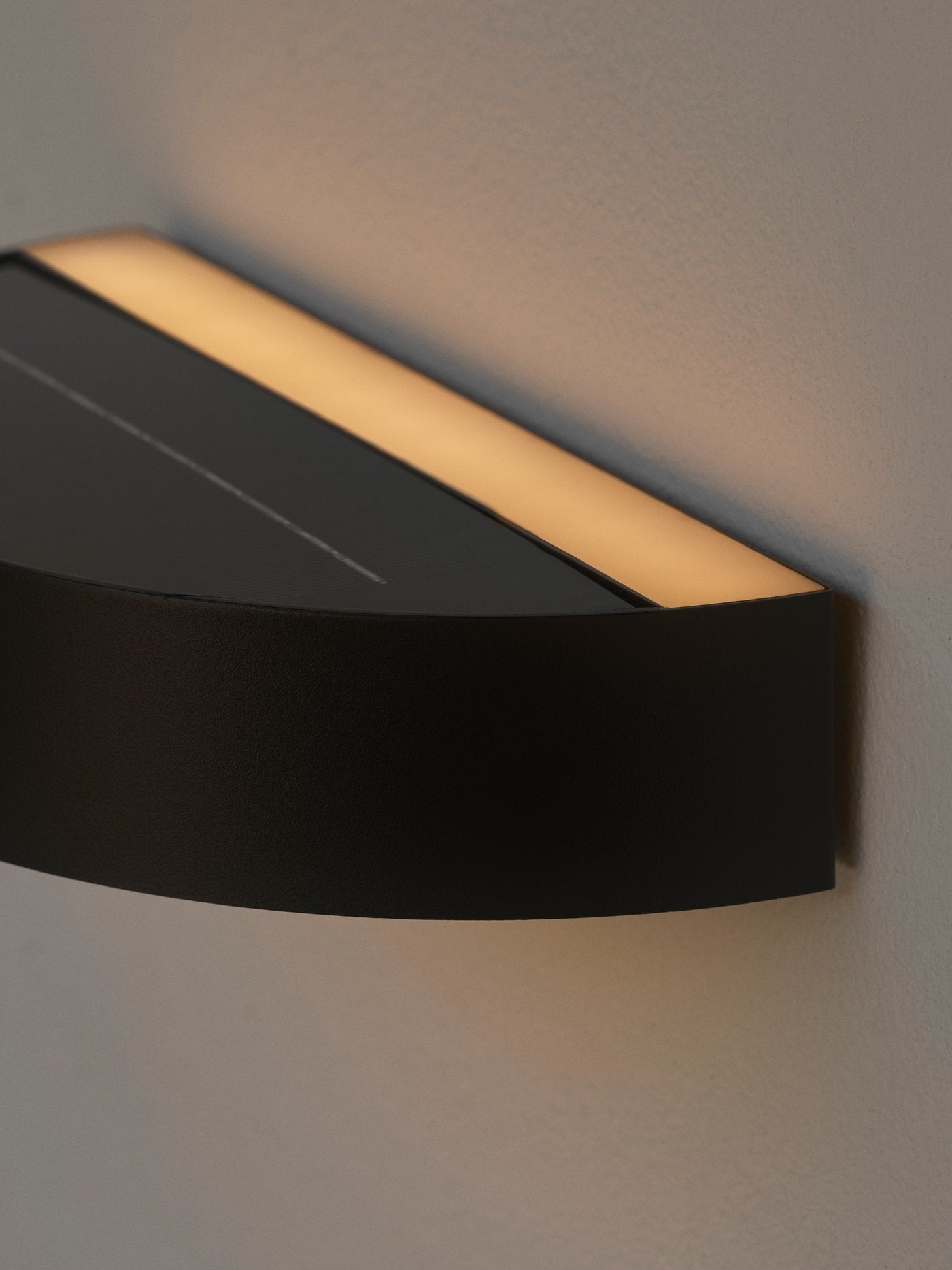 Monay Round Solar Wall Light Black