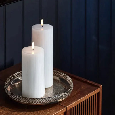 12x Floral /Ribbed LED Candles & Rose Garland Light Pack