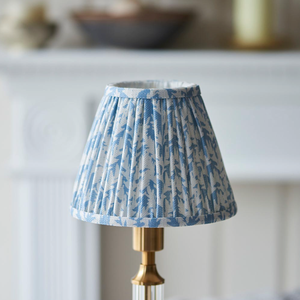 Morton Rechargeable Table Lamp with Leaf Shade