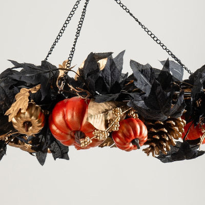 Hanging Wreath Black Gold