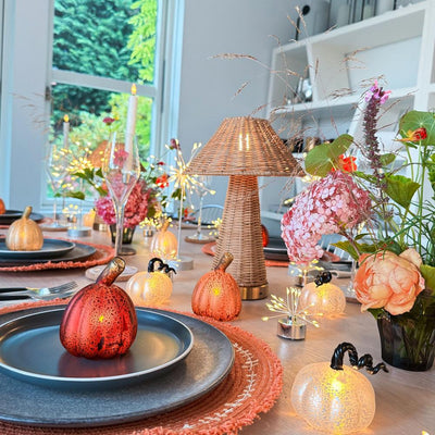 x6 Starburst Silver x12 Tealights x12 Mixed Pumpkin Lights